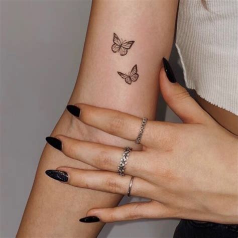 tatuajes sexis para mujer en el hombro|Las 10 mejores ideas e inspiración sobre tatuajes para hombro。